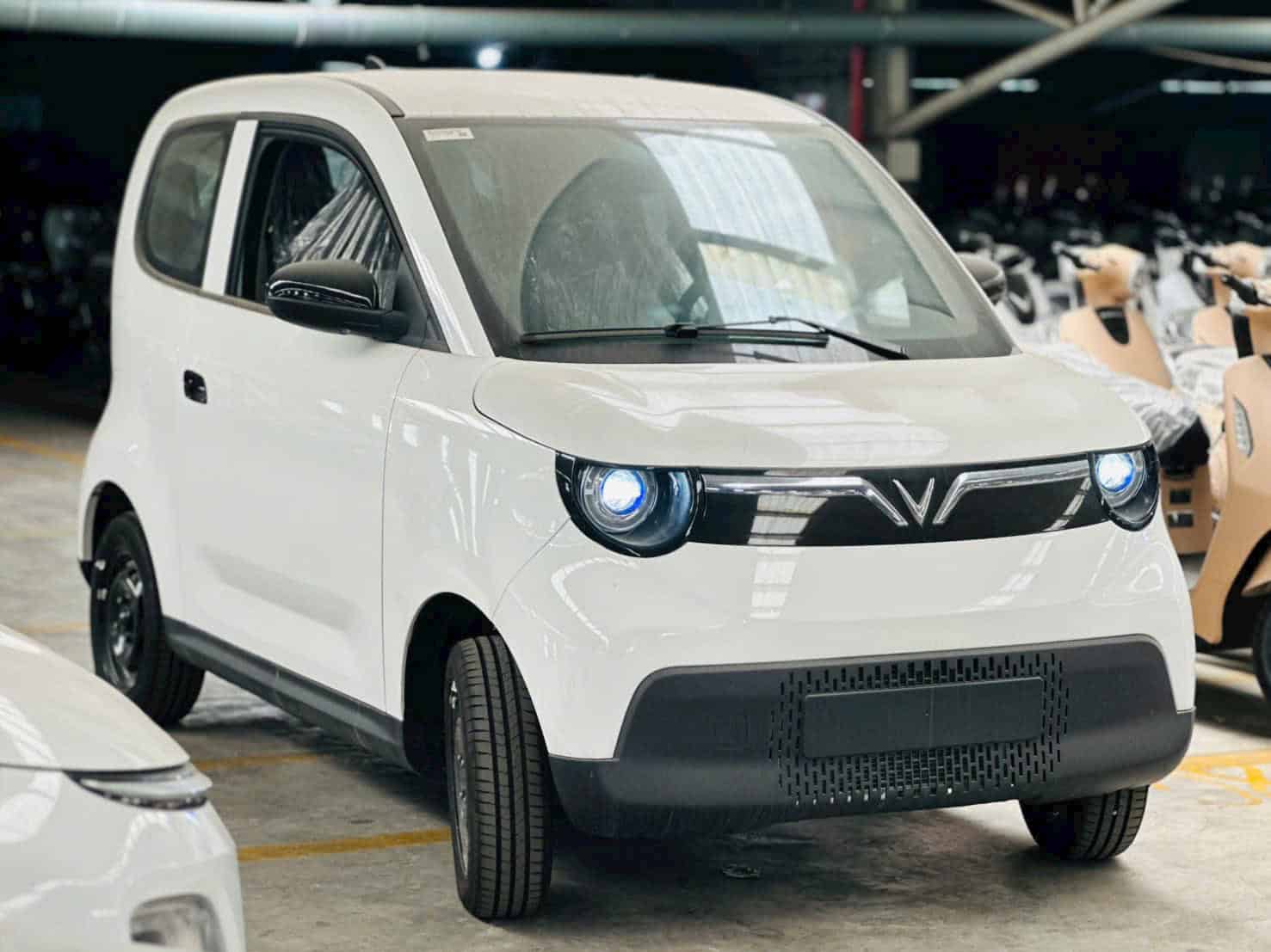 VinFast VF 2 màu trắng
